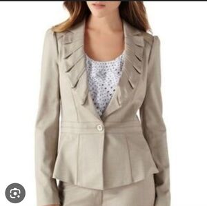 White House Black Market Blazer Women's 4 Beige Ruffle Single Button Career